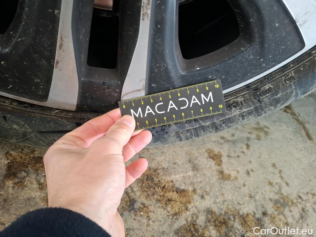  Mercedes  A-Klasse MERCEDES-BENZ Classe A Compact / 2022 / 5P / Berline A 200 Business Line 7G-DCT #31