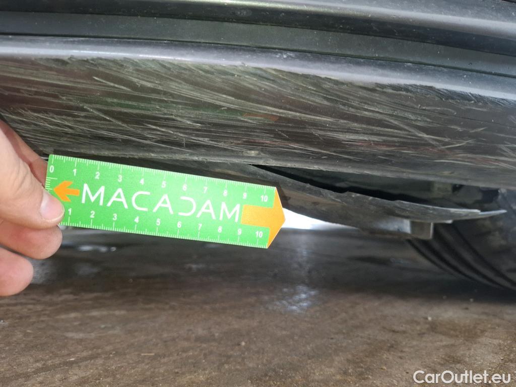  Mercedes  CLA-Klasse MERCEDES-BENZ CLA Coupe / 2019 / 4P / Coupé CLA 200 d AMG Line BA8 #56