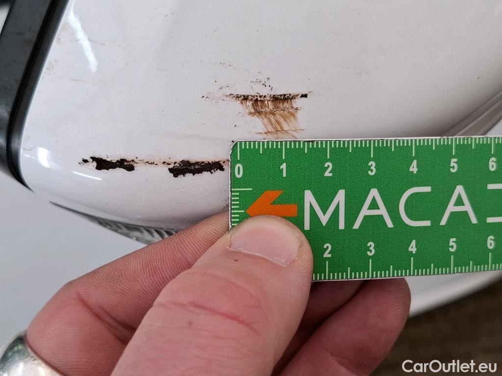  Peugeot  208 PEUGEOT  5p Berline BLUEHDI 100 ¤6.c S&S ACTIVE BUSINESS #79