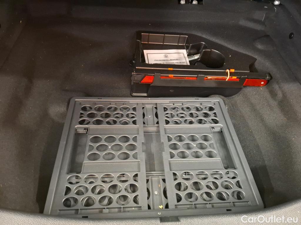  Mercedes  GLA MERCEDES-BENZ Classe  5p SUV  180 Fascination BVA7 #15