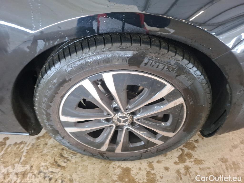  Mercedes  A-Klasse MERCEDES-BENZ Classe A Compact / 2022 / 5P / Berline A 200 Business Line 7G-DCT #7