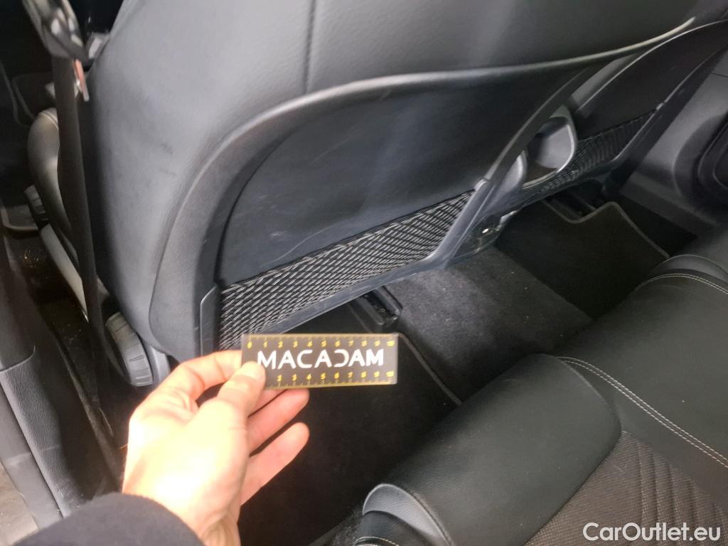  Mercedes  A-Klasse MERCEDES-BENZ Classe A Compact / 2022 / 5P / Berline A 200 Business Line 7G-DCT #24