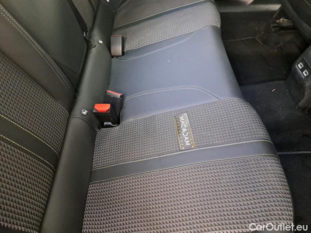  Peugeot  2008  GT 1.2 PureTech 130CV BVM6 E6d #18