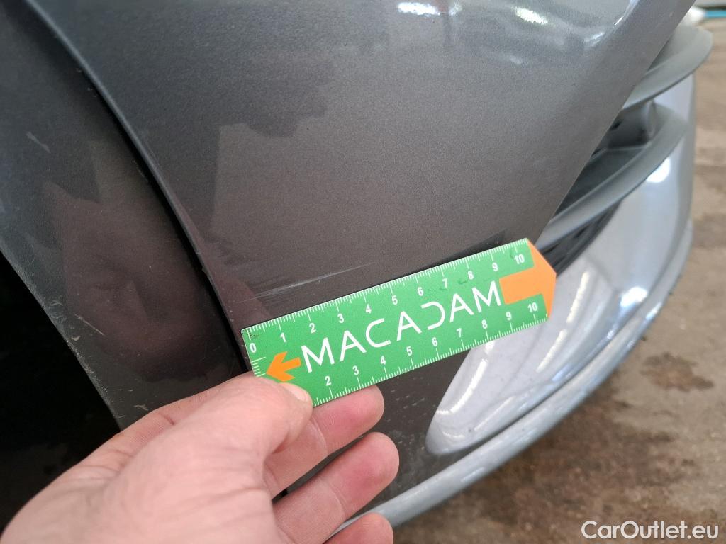  Mercedes  CLA-Klasse MERCEDES-BENZ CLA Coupe / 2019 / 4P / Coupé CLA 200 d AMG Line BA8 #13