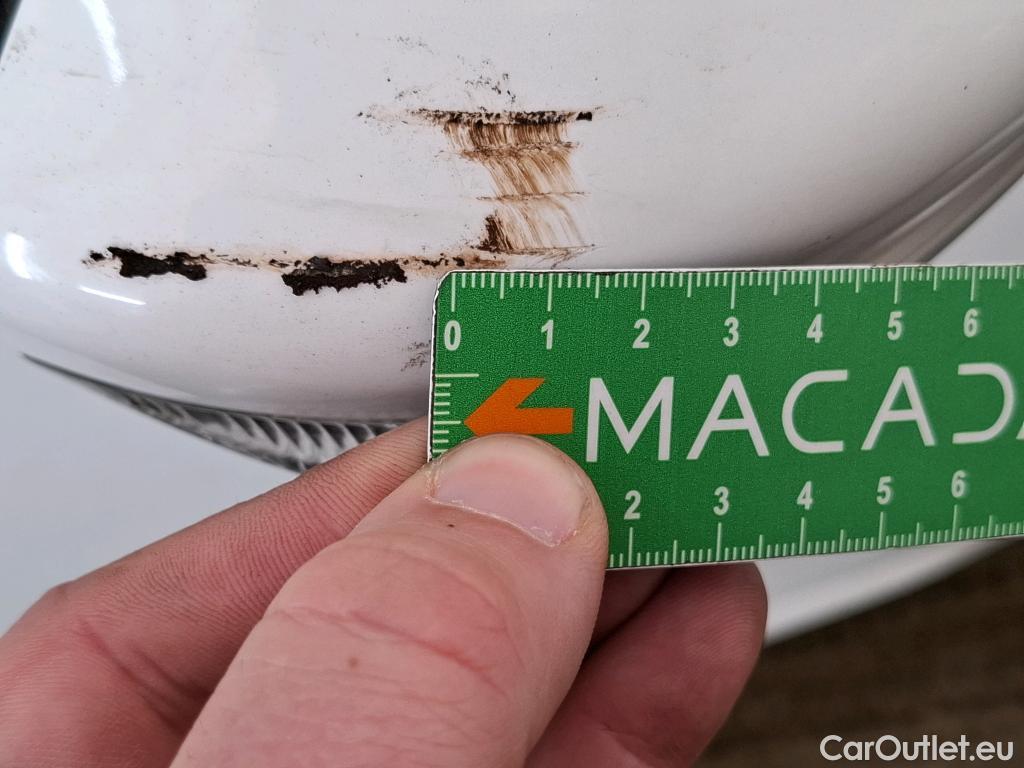  Peugeot  208 PEUGEOT  5p Berline BLUEHDI 100 ¤6.c S&S ACTIVE BUSINESS #78