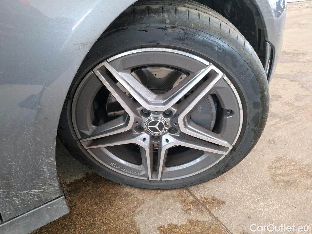  Mercedes  CLA-Klasse MERCEDES-BENZ CLA Coupe / 2019 / 4P / Coupé CLA 200 d AMG Line BA8 #31