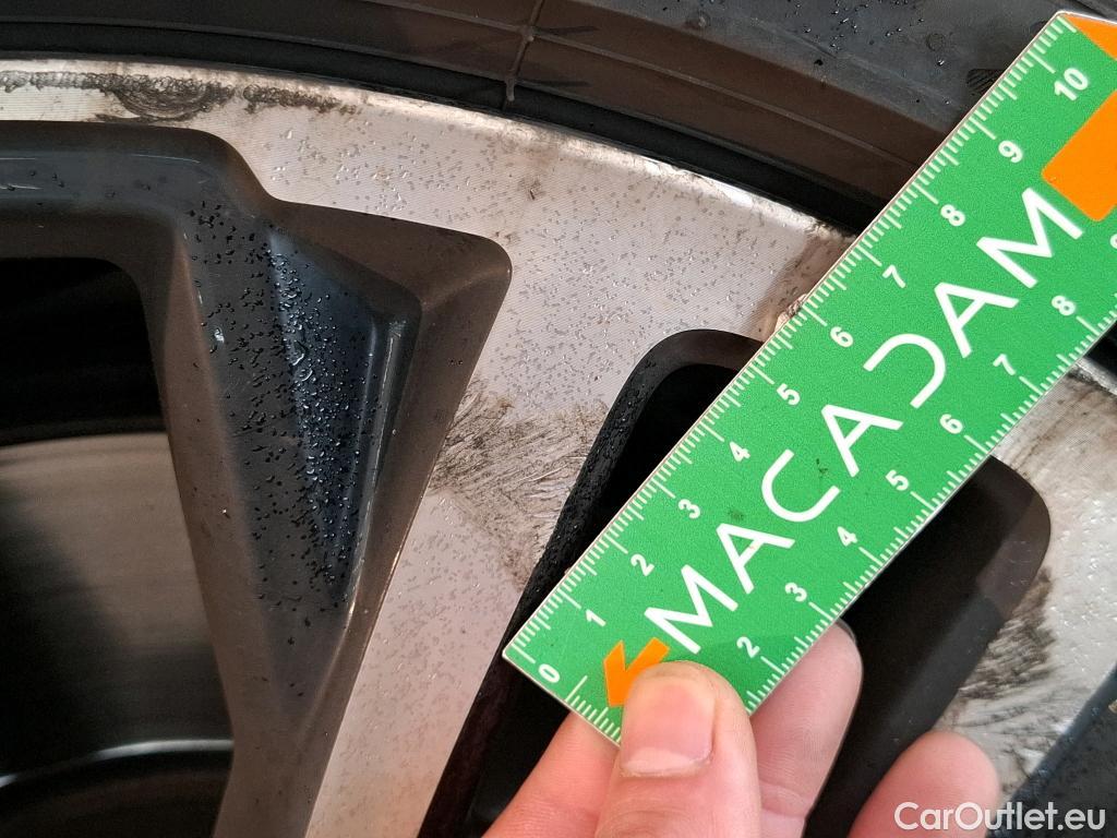  Mini  Mini   / 2021 / 3P / Berline John Cooper Works Ultimate 231ch BVM6 #42