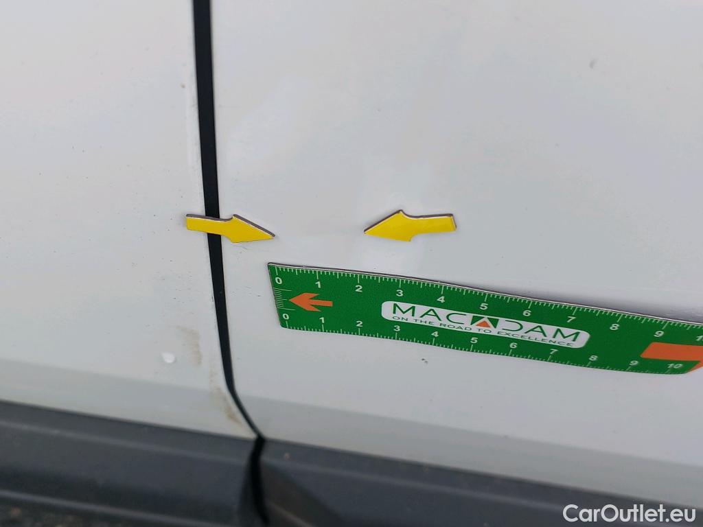  Peugeot  3008  Active Business 1.2 PureTech 130CV BVA8 E6d #7