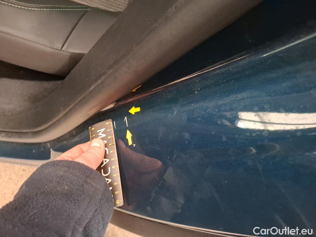  Peugeot  3008 PEUGEOT  / 2020 / 5P / SUV BlueHDi 130 S&S EAT8 Allure #11