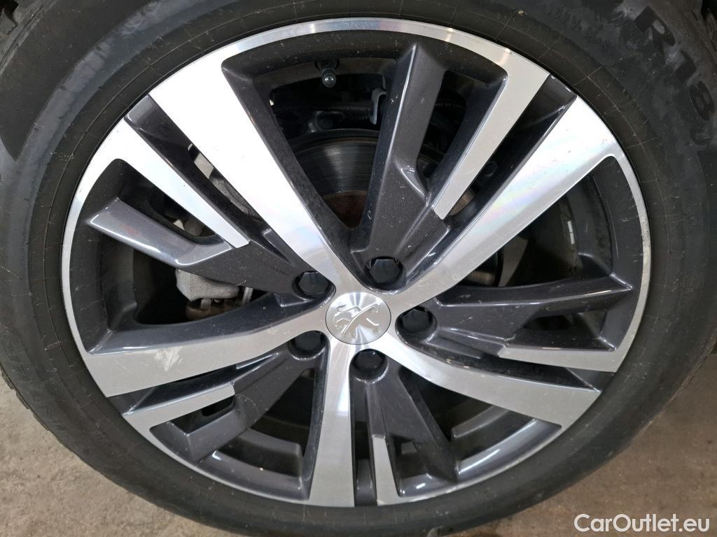  Peugeot  3008 PEUGEOT   2020  5P  SUV 16 HYBRID 225 EEAT8 Allure Pack #26