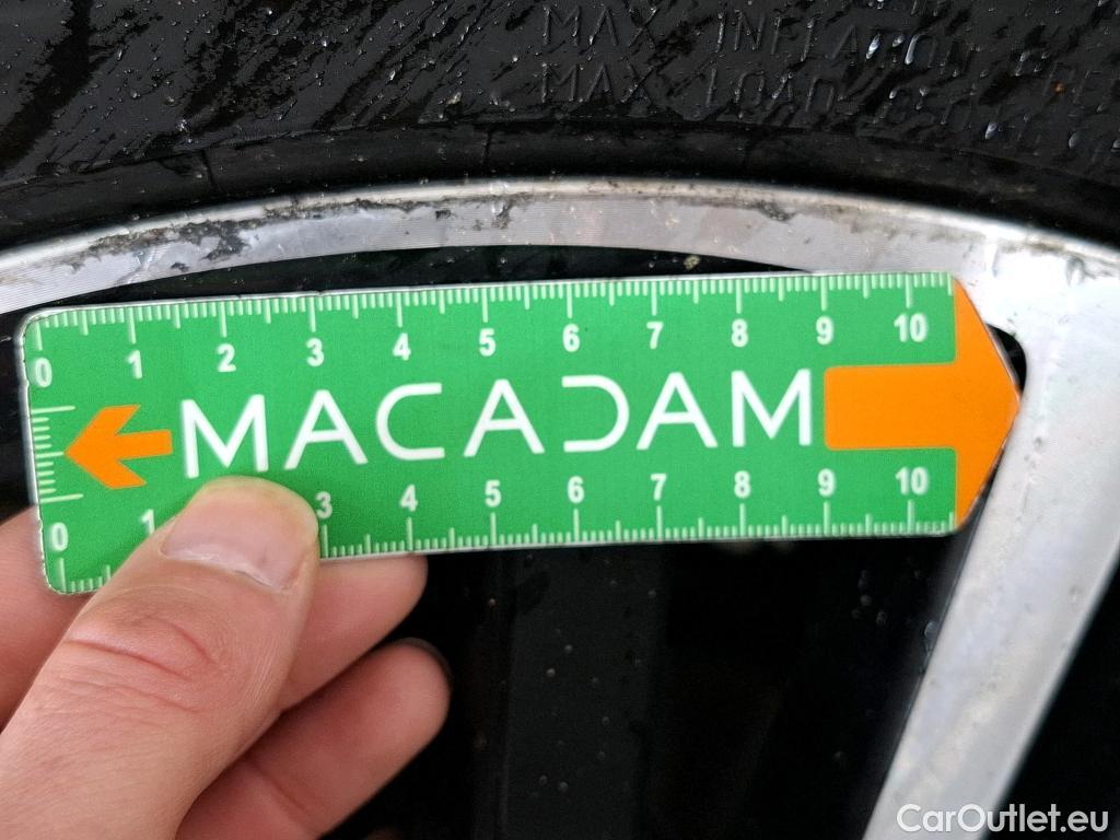  Peugeot  3008  GT 1.2 PureTech 130CV BVA8 E6d #8