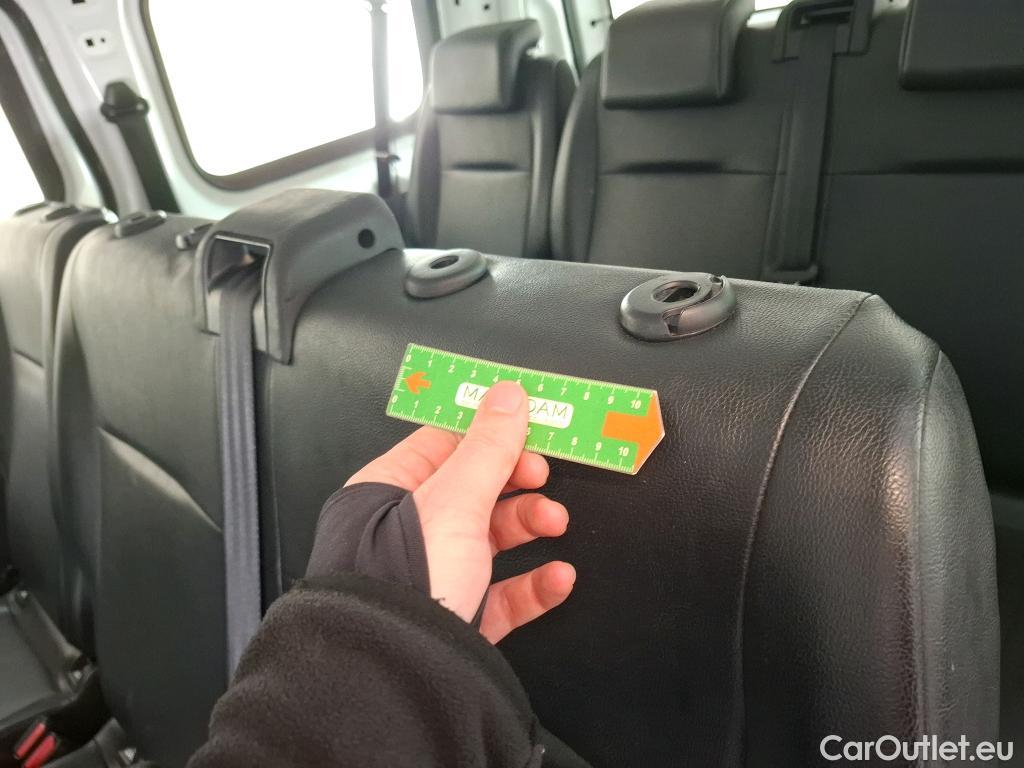  Peugeot  Expert  Kombi L2 1.5 HDi 120CV BVM6 E6dT #9