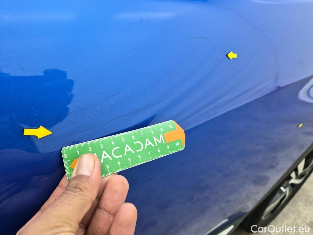  Peugeot  3008 PEUGEOT  / 2020 / 5P / SUV 1.6 HYBRID4 300 E-EAT8 GT #14