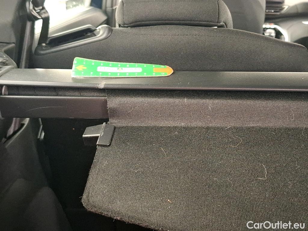  Peugeot  5008  Active Pack 1.2 PureTech 130CV BVM6 7 Sieges E6d #20