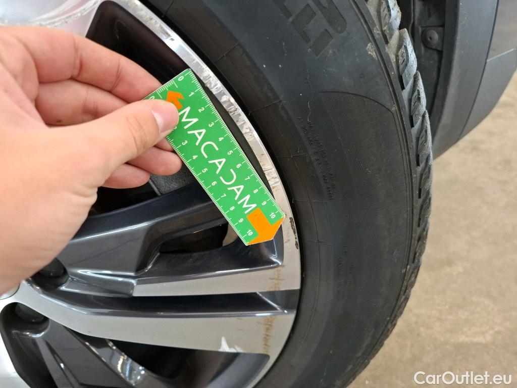  Peugeot  3008 PEUGEOT   2020  5P  SUV 16 HYBRID 225 EEAT8 Allure Pack #34