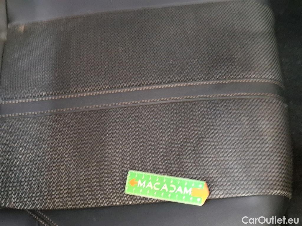  Peugeot  3008  GT 1.2 PureTech 130CV BVA8 E6d #18