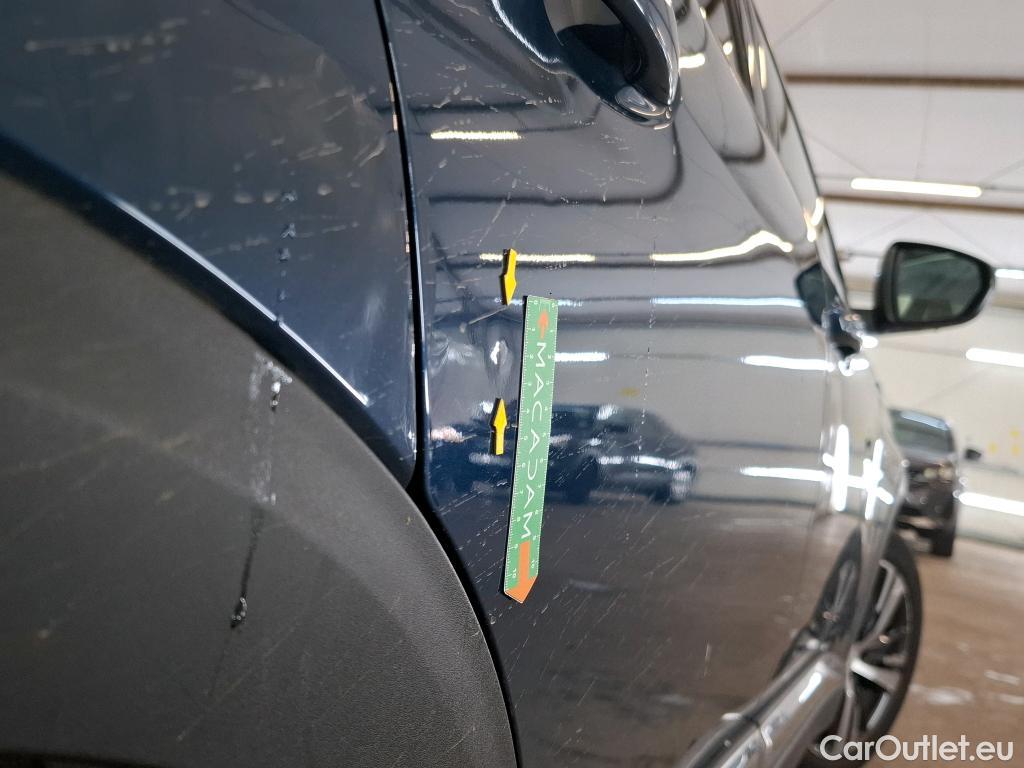  Peugeot  3008 PEUGEOT   2020  5P  SUV 16 HYBRID 225 EEAT8 Allure Pack #39