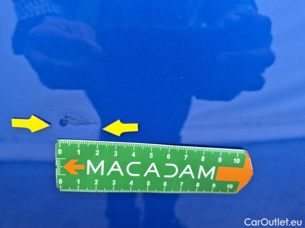  Peugeot  3008 PEUGEOT  / 2020 / 5P / SUV 1.6 HYBRID4 300 E-EAT8 GT #10