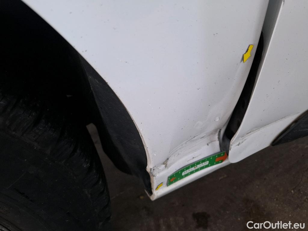  Peugeot  Expert  Kombi L2 1.5 HDi 120CV BVM6 E6dT #2