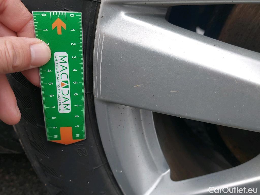  Peugeot  3008  Active Business 1.2 PureTech 130CV BVA8 E6d #42