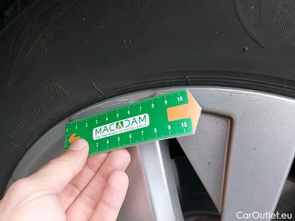  Peugeot  3008  Active Business 1.2 PureTech 130CV BVA8 E6d #27