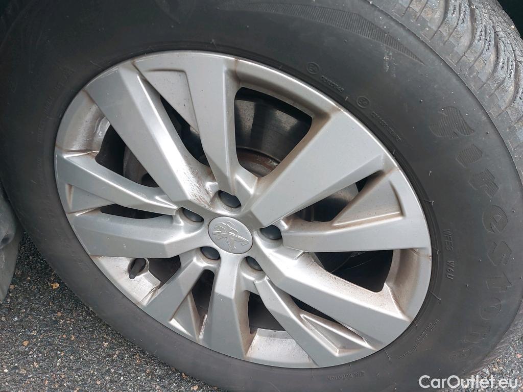  Peugeot  3008  Active Business 1.2 PureTech 130CV BVA8 E6d #25