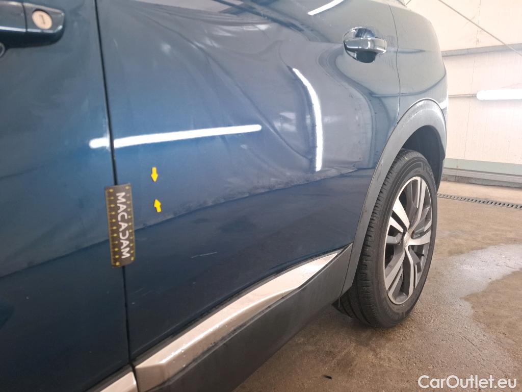  Peugeot  3008 PEUGEOT  / 2020 / 5P / SUV BlueHDi 130 S&S EAT8 Allure #41