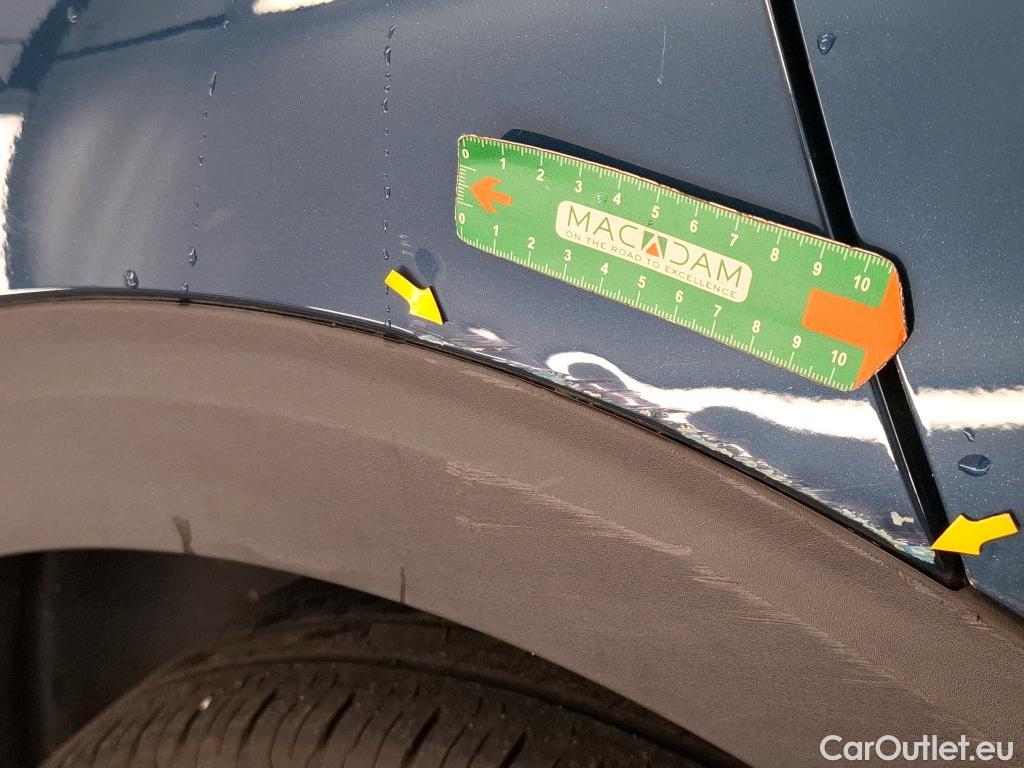  Peugeot  5008  Active Pack 1.2 PureTech 130CV BVM6 7 Sieges E6d #8