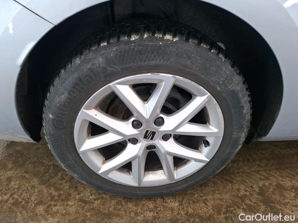  Seat  Leon SEAT  Sportstourer / 2020 / 5P / Break 2.0 TDI 150 DSG S&S Style Business #26