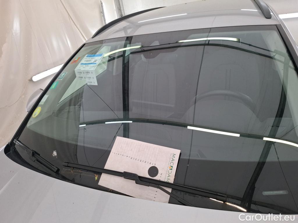  Seat  Leon SEAT  Sportstourer / 2020 / 5P / Break 2.0 TDI 150 DSG S&S Style Business #3