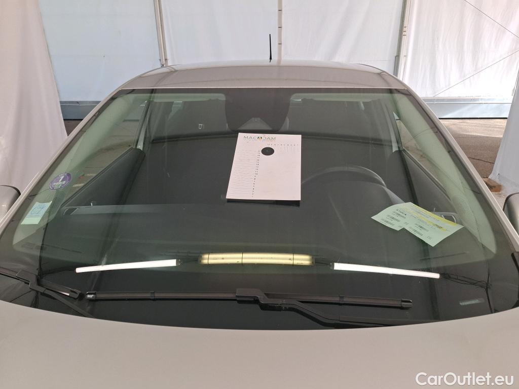  Renault  Clio  V Business 1.6 E-TECH Hybrid 140CV BVA6 E6d #19