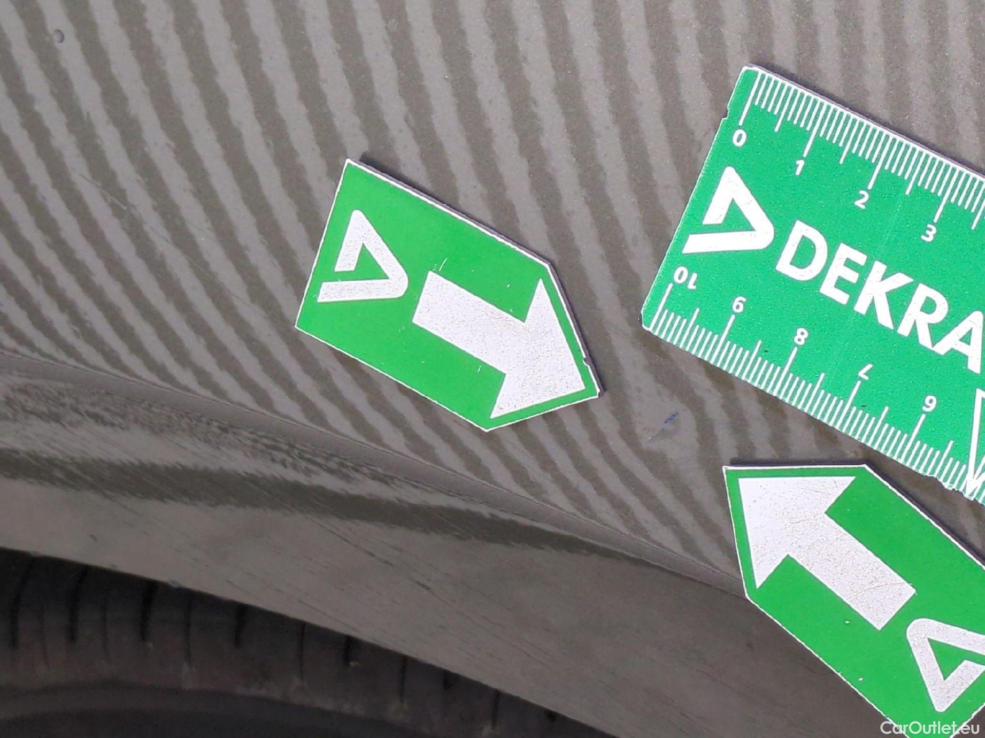  Toyota  Corolla TOYOTA  Touring Sports / 2018 / 5P / Break Hybride 184h Dynamic Business Beyond Zer #38