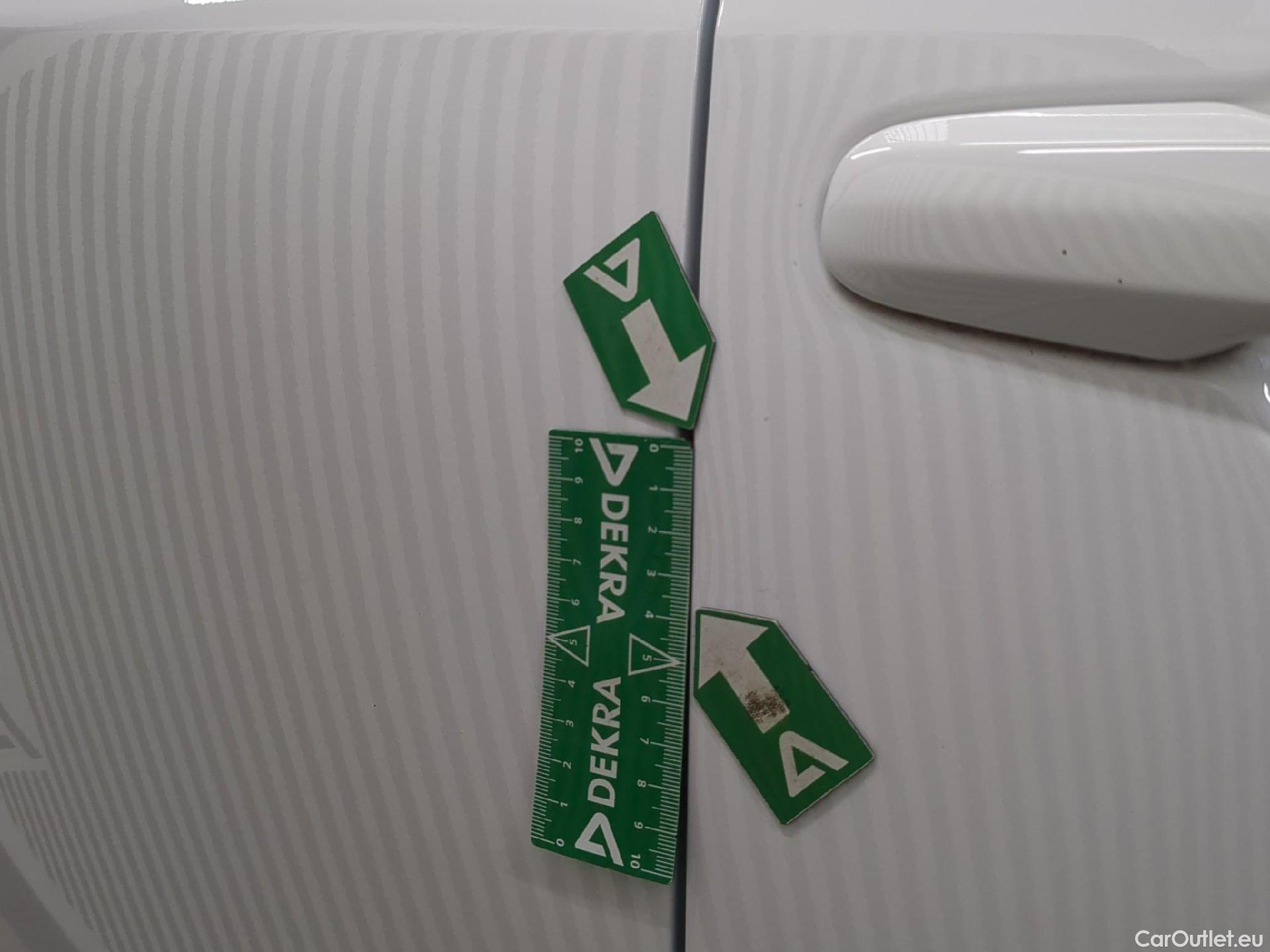  Toyota  Yaris Cross TOYOTA  Hybride / 2021 / 5P / SUV 1.5 HYBRID 116H DYNAMIC AUTO #3