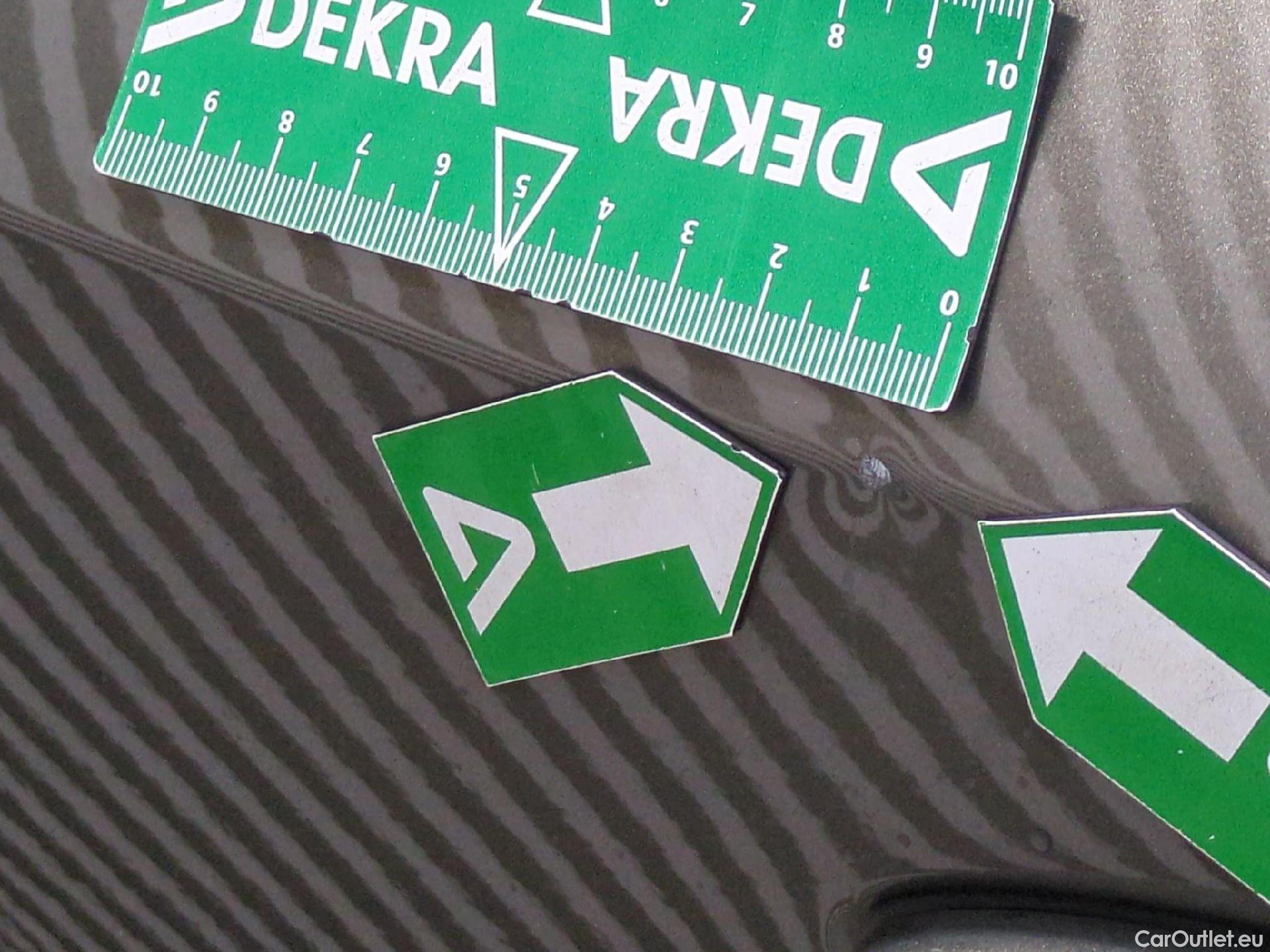  Toyota  Corolla TOYOTA  Touring Sports / 2018 / 5P / Break Hybride 184h Dynamic Business Beyond Zer #26