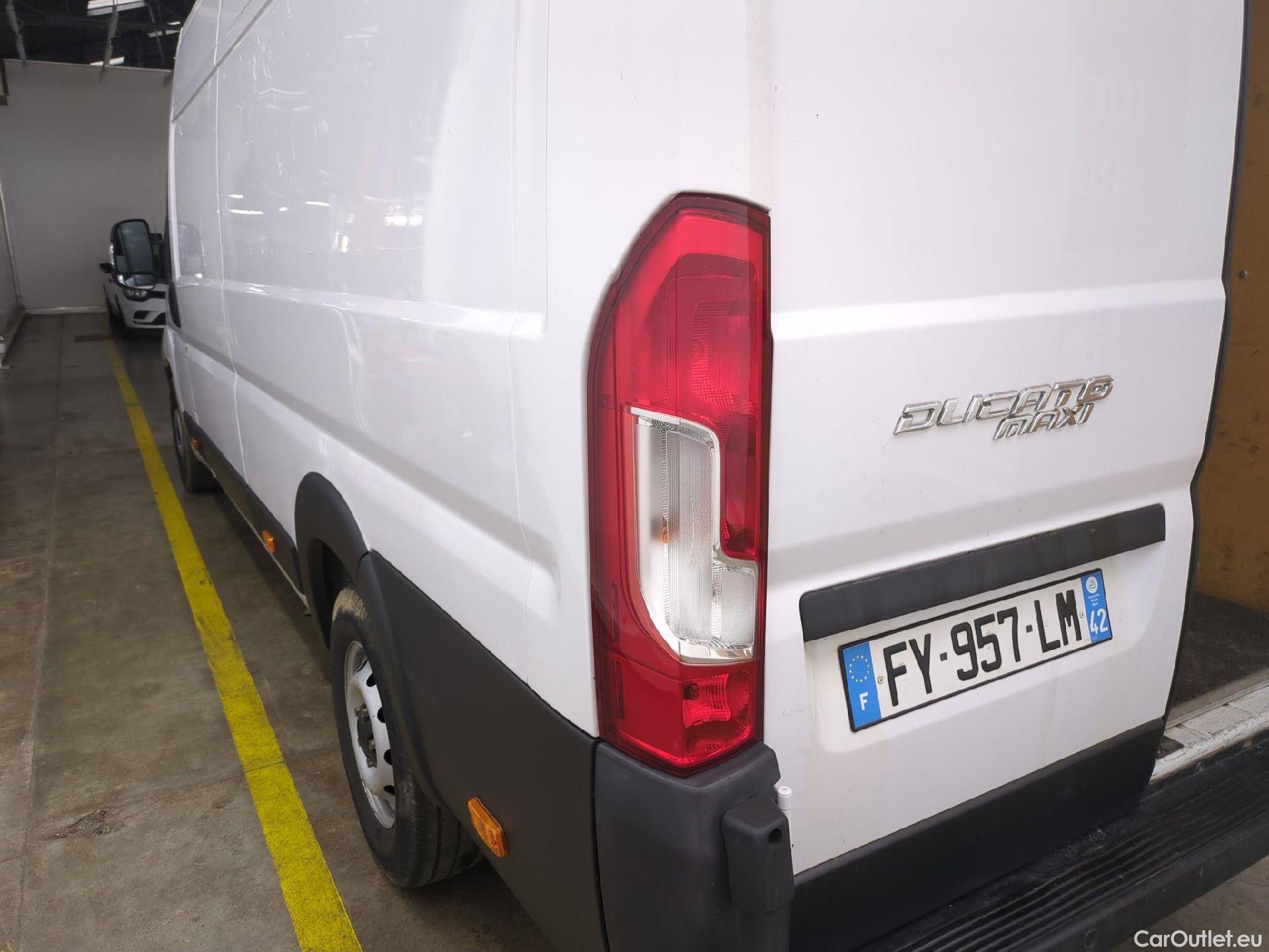 Fiat  Ducato FIAT  / 2014 / 4P / Fourgon tôlé 2.3 Mjet 140 Maxi 3.5 XL H2 Business #14