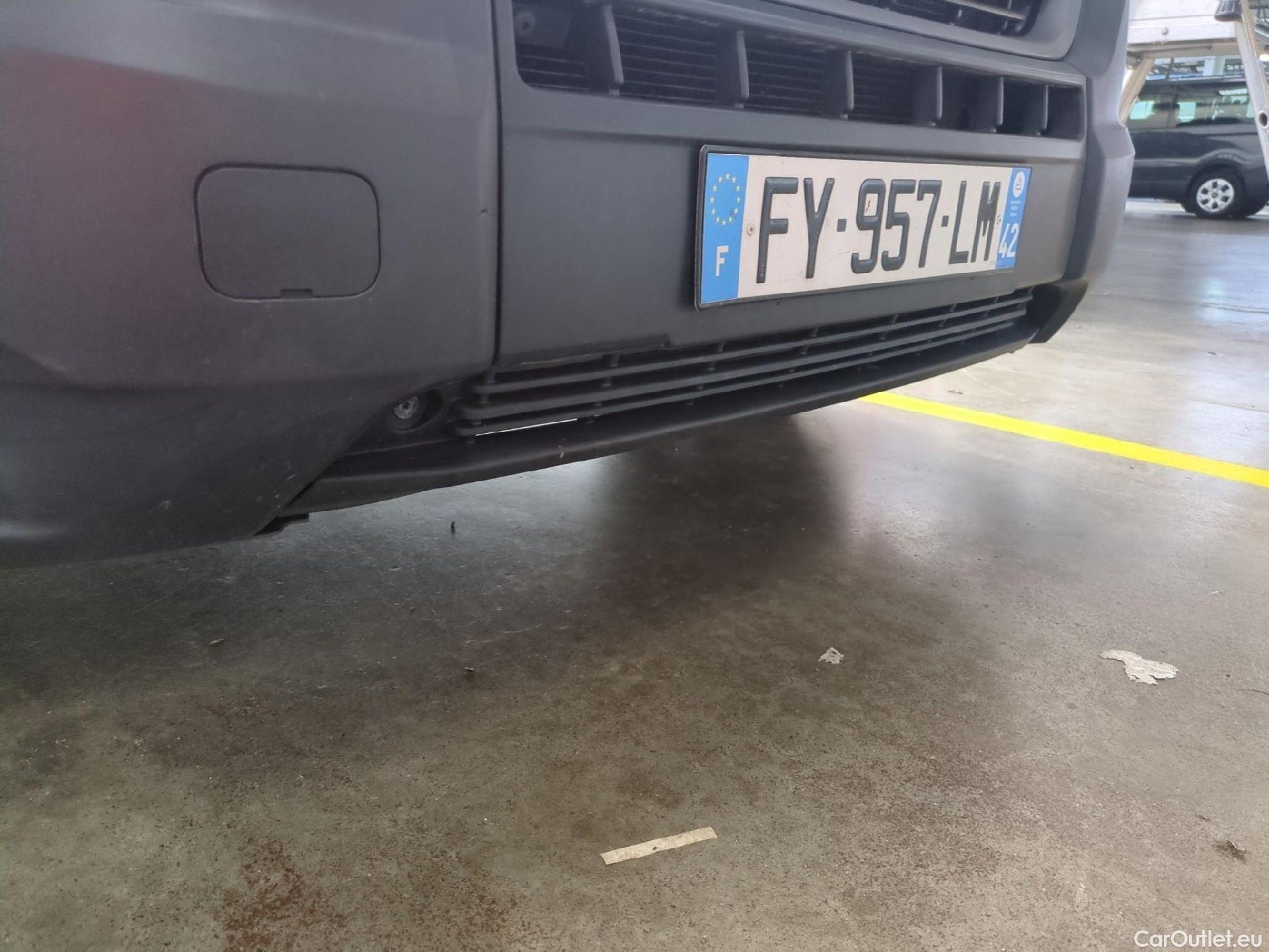  Fiat  Ducato FIAT  / 2014 / 4P / Fourgon tôlé 2.3 Mjet 140 Maxi 3.5 XL H2 Business #4