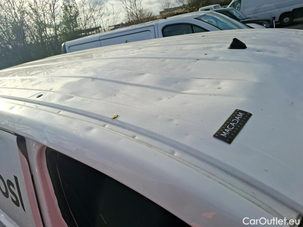  Nissan  NV200 NISSAN e  2009 4P Fourgon tole 40kWh 109ch Optima Electrique #1