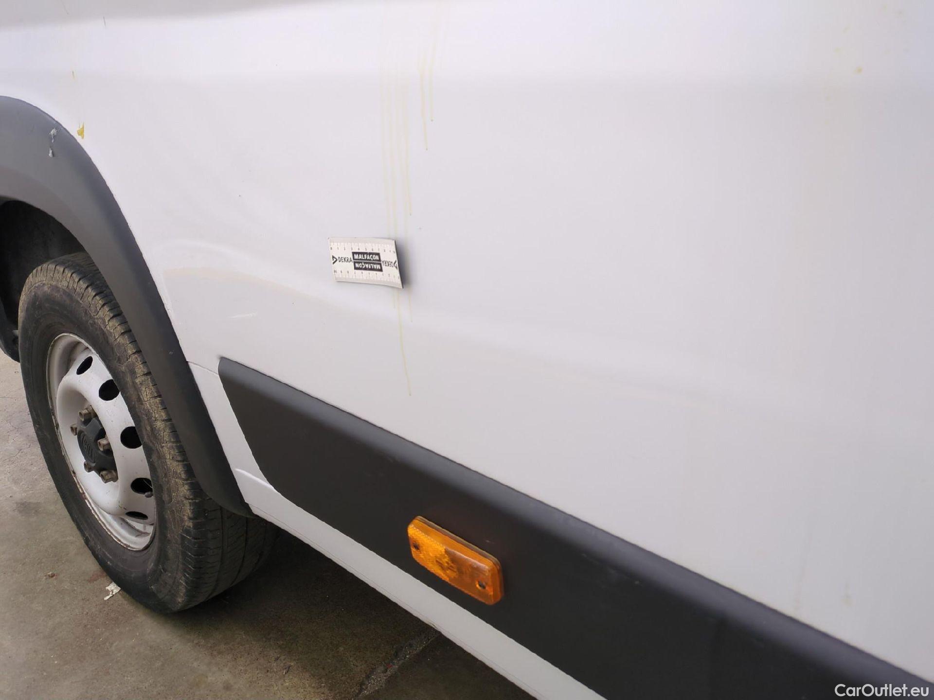  Fiat  Ducato FIAT  / 2014 / 4P / Fourgon tôlé 2.3 Mjet 140 Maxi 3.5 XL H2 Business #23