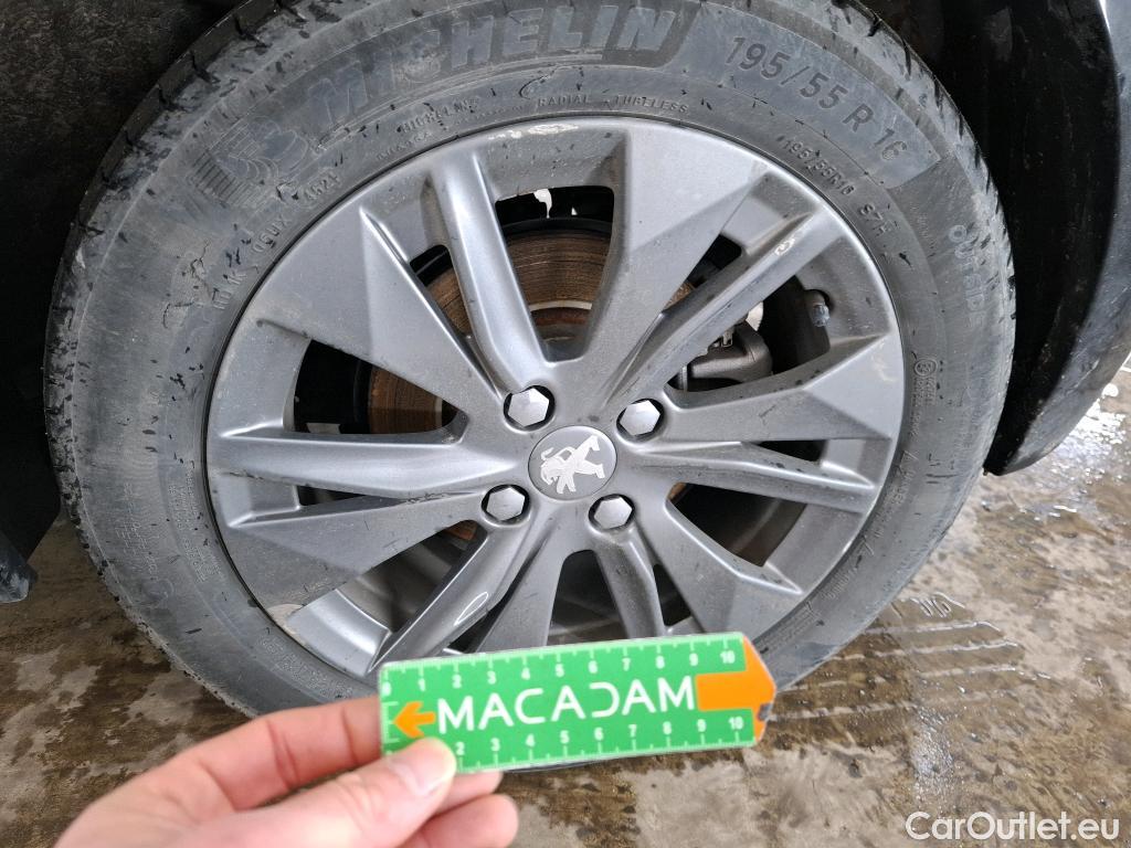  Peugeot  208  (e-) Active Business R 50kWh BVA / TRANSFO VP/VF #12