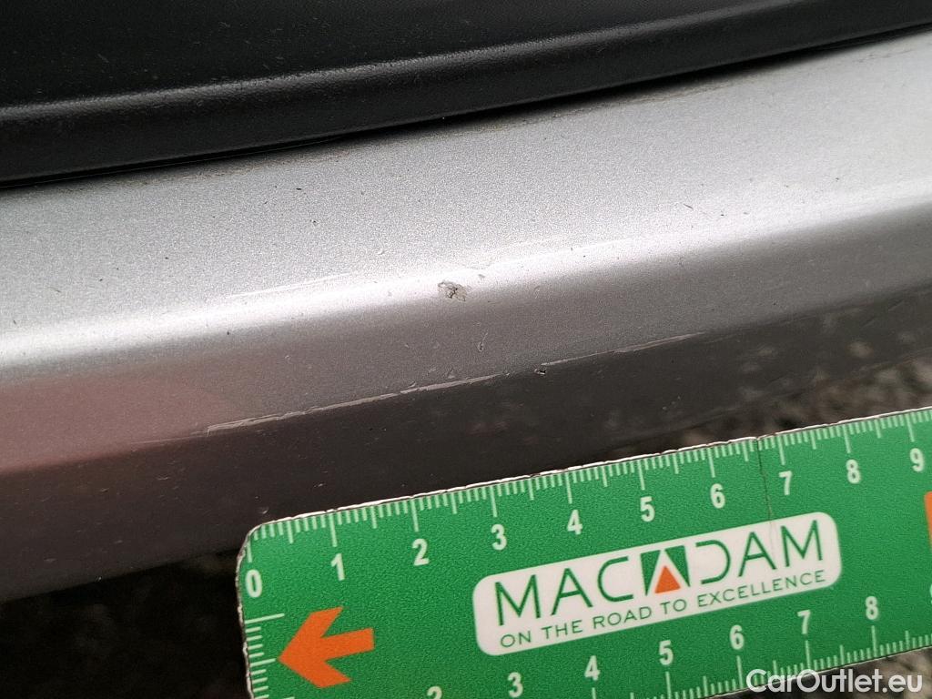  Peugeot  208  Affaire Premium 1.6 HDi 100CV BVM5 E6 #9