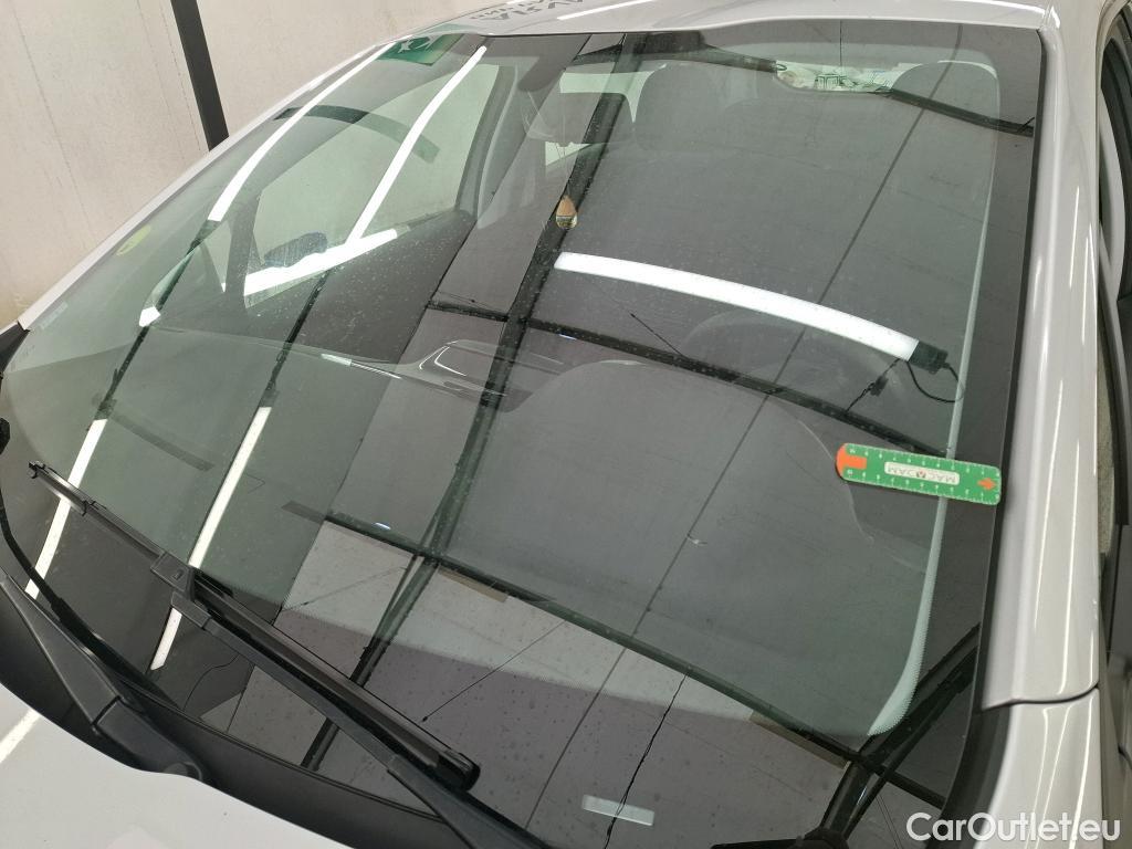  Peugeot  208  Affaire Premium 1.6 HDi 100CV BVM5 E6 #5