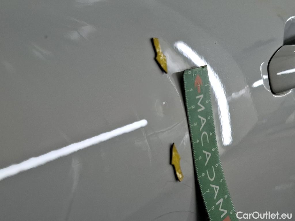  Renault  Clio  V Business Réversible 1.6 E-TECH Hybrid 140CV BVA6 E6d / TRANSFO VP/VF
 #32