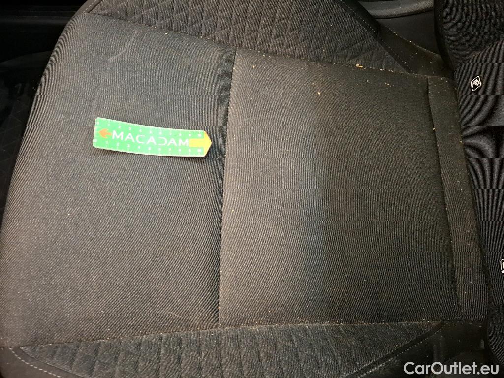  Renault  Clio  V Business Réversible 1.6 E-TECH Hybrid 140CV BVA6 E6d / TRANSFO VP/VF
 #47