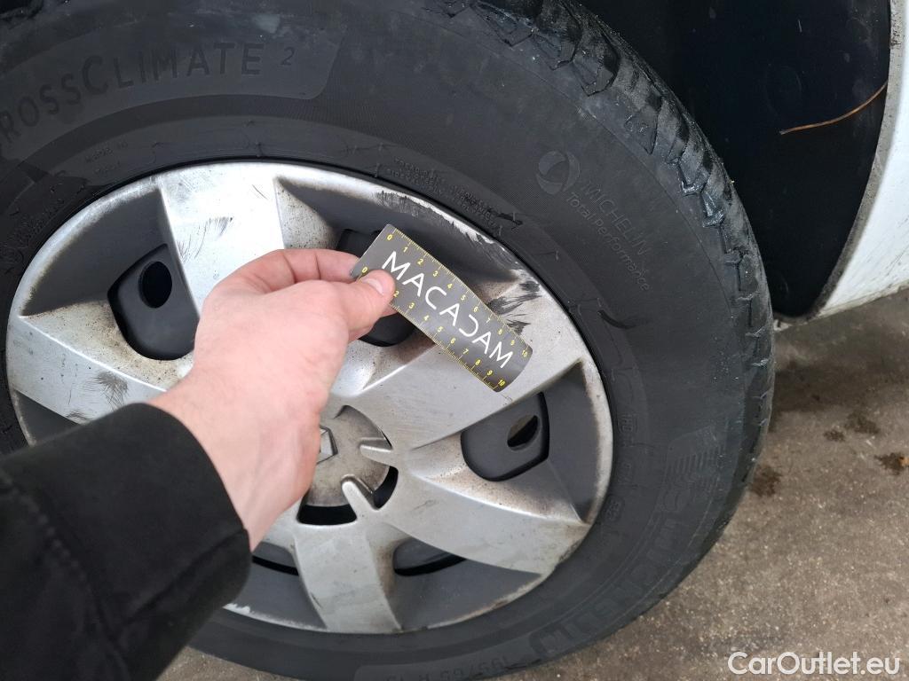  Renault  Kangoo  II Express Maxi Extra (Série Spéciale) 1.5 dCi 95CV BVM6 E6dT #126