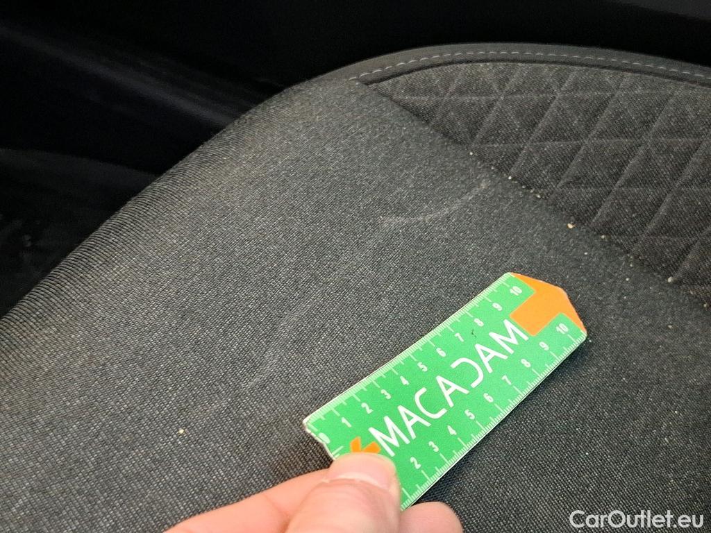  Renault  Clio  V Business Réversible 1.6 E-TECH Hybrid 140CV BVA6 E6d / TRANSFO VP/VF
 #48