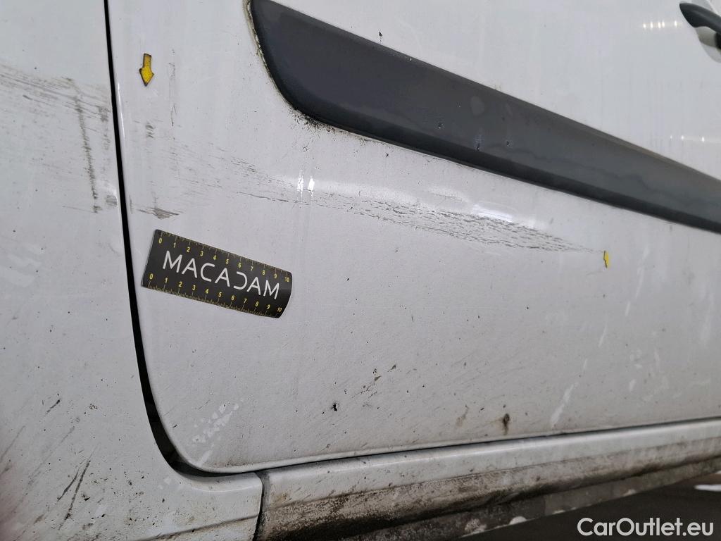  Renault  Kangoo  II Express Maxi Extra (Série Spéciale) 1.5 dCi 95CV BVM6 E6dT #63