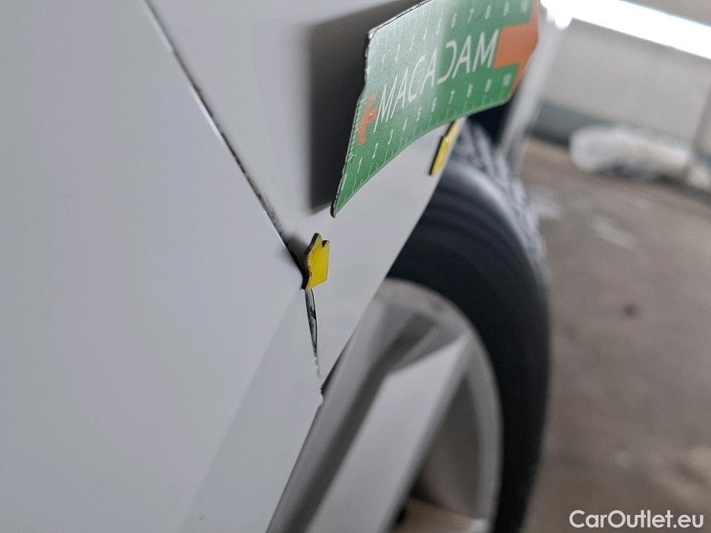  Renault  Clio  V Business Réversible 1.6 E-TECH Hybrid 140CV BVA6 E6d / TRANSFO VP/VF
 #6