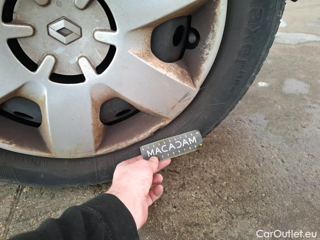  Renault  Kangoo  II Express Maxi Extra (Série Spéciale) 1.5 dCi 95CV BVM6 E6dT #122