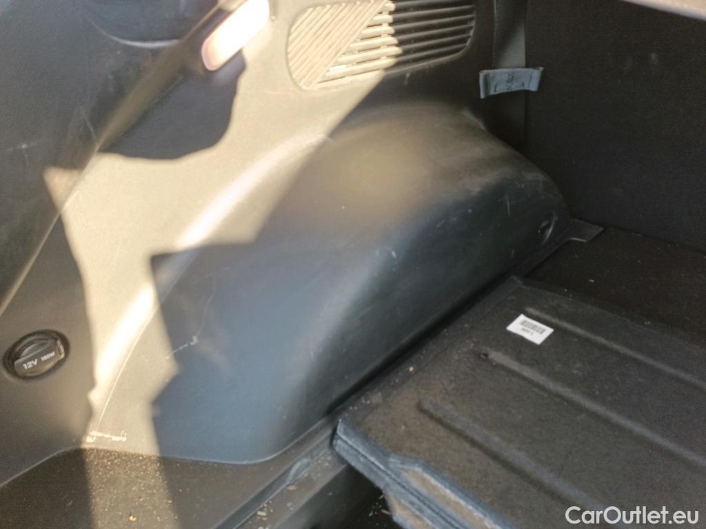  Hyundai   Ioniq HYUNDAI 5 / 2021 / 5P / todoterreno 77KWH 168KW Star RWD #13