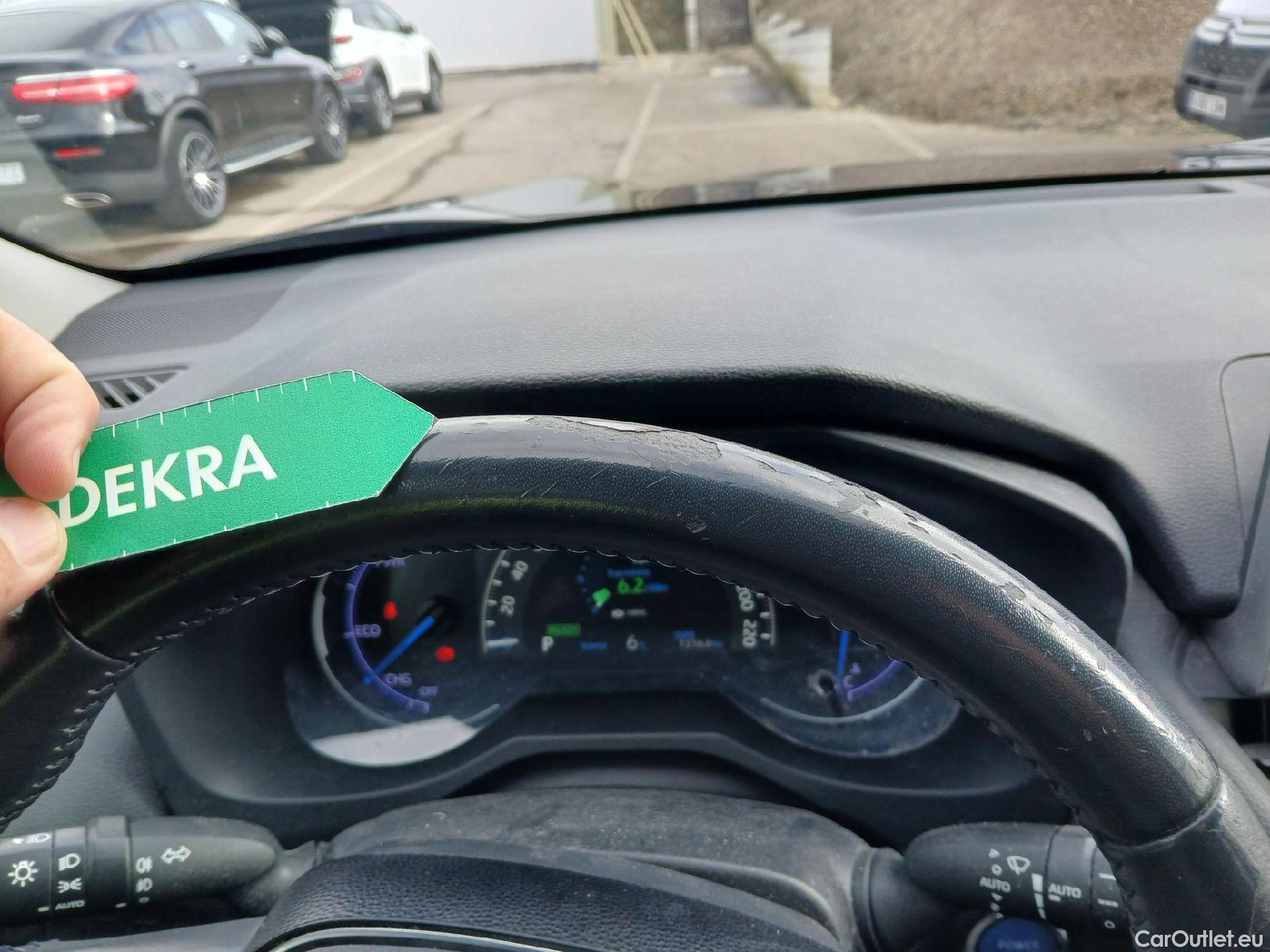  Toyota  RAV4 TOYOTA  / 2018 / 5P / todoterreno 2.5l 220H Advance #1